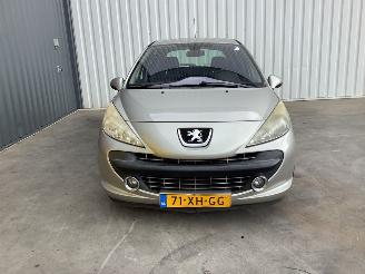 Peugeot 207/207+ 1.4 Benzine picture 2