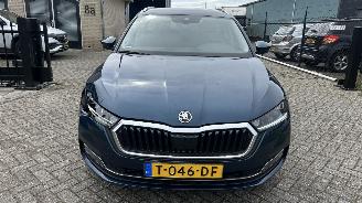 Coche accidentado Skoda Octavia combi 1.0 TSI BNS Edition 2023/6