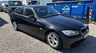skadebil auto BMW 3-serie 318I 2007/1