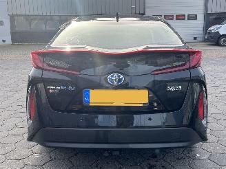 Toyota Prius 1.8 Plug-in Executive picture 5