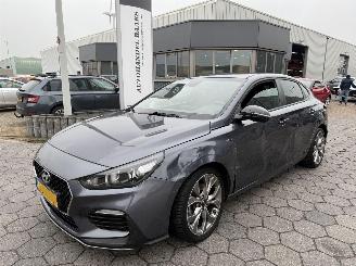 Voiture accidenté Hyundai I-30 Fastback 1.4 T-GDI N Line 2019/12