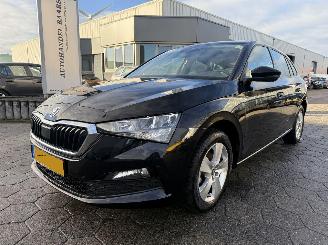 Vaurioauto  passenger cars Skoda Scala 1.0 TSI Ambition 2023/1
