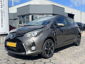 Schadeauto Toyota Yaris 1.5 Hybrid Trend 2016/10