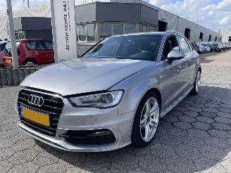 Schadeauto Audi A3 Sportback 1.4 TFSI CoD Ambition Sport Edition 2015/10