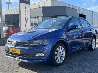 uszkodzony samochody osobowe Volkswagen Polo 1.0 TSI Highline Business R 2020/1