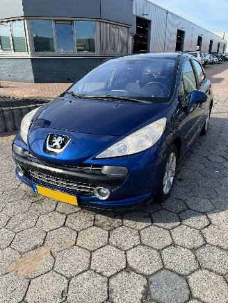 krockskadad bil auto Peugeot 207 1.6 VTi XS 2007/1