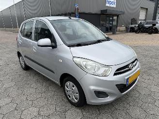 krockskadad bil auto Hyundai I-10 1.2 i-Drive Cool 2011/3