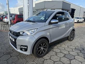 Vaurioauto  microcars Aixam  Brommobiel e Coupé Premium 2022/6