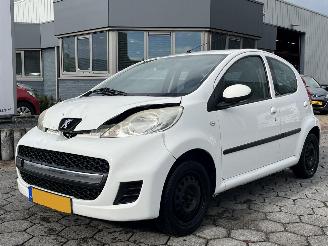 skadebil auto Peugeot 107 1.0-12V XS 2011/9