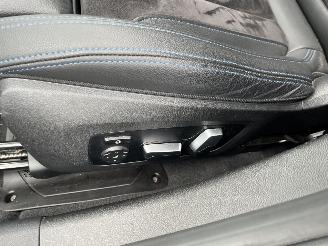 BMW 3-serie 330e M  xDrive picture 17