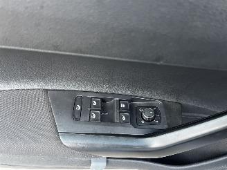 Volkswagen Polo 1.0 TSI Life picture 14