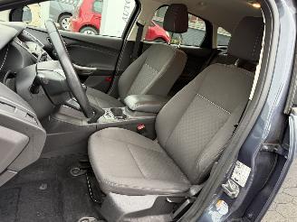 Ford Focus 1.0 EcoBoost Titanium picture 11