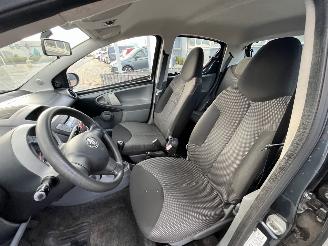 Toyota Aygo 1.0-12V Comfort picture 16