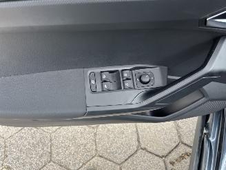 Seat Arona 1.0 EcoTSI Style Business Connect picture 19