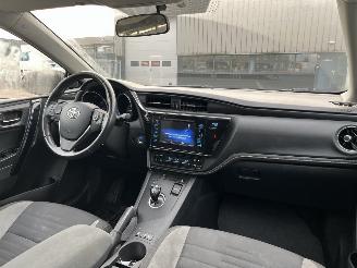 Toyota Auris Touring Sports 1.8 Hybrid Lease picture 14