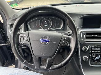 Volvo V-60 1.6 D2 Kinetic picture 16