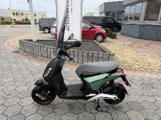 skadebil bromfiets Piaggio   2021/12
