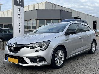 uszkodzony samochody osobowe Renault Mégane Estate 1.2 TCe Limited 2018/2