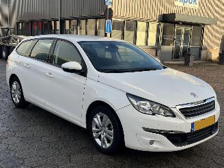 Peugeot 308 SW 1.2 PureTech Allure picture 3