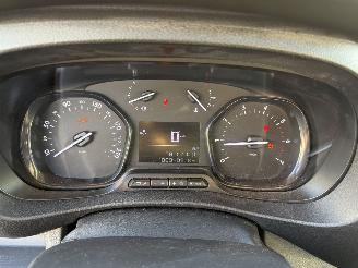 Peugeot Expert 2.0 BlueHDI 120 Long Premium picture 18