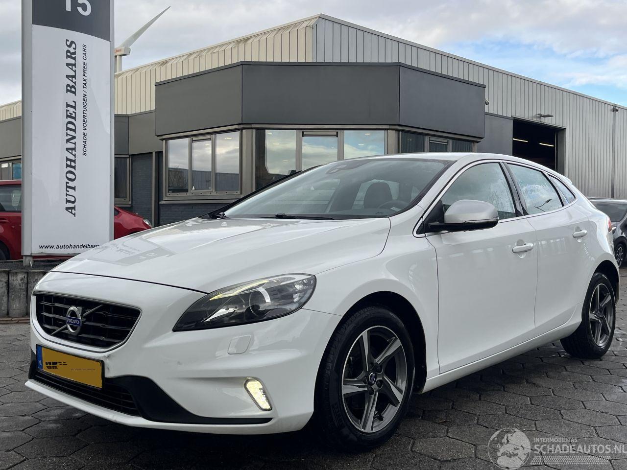 Volvo V-40 2.0 D2 R-Design Business