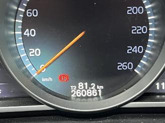 Volvo V-40 2.0 D2 R-Design Business picture 18