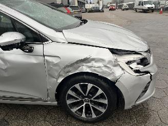 Renault Clio 1.0 TCe Initiale Paris AUTOMAAT picture 13