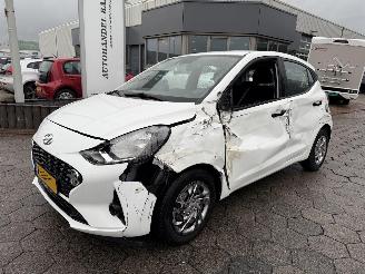 krockskadad bil auto Hyundai I-10 1.0 Comfort Smart 2021/9