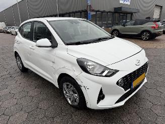 uszkodzony samochody osobowe Hyundai I-10 1.0 Comfort Smart 2021/9
