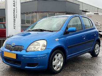 Coche accidentado Toyota Yaris 1.3 VVT-i Sol 2003/8
