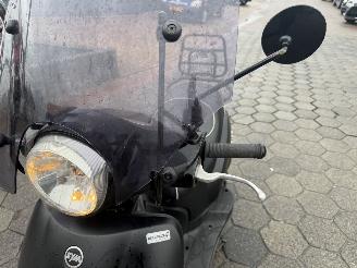 Sym Fiddle Snorscooter Fiddle II picture 7