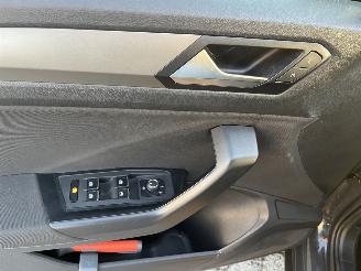 Volkswagen T-Roc 1.0 TSI Style picture 16