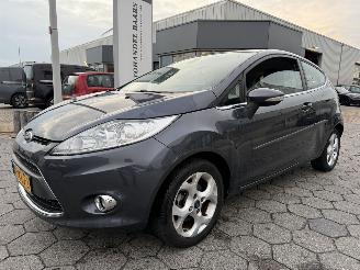 Schadeauto Ford Fiesta 1.25 Titanium 2010/1