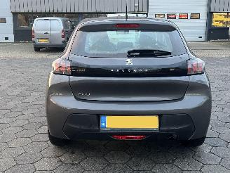 Peugeot 208 1.2 PureTech Active picture 5