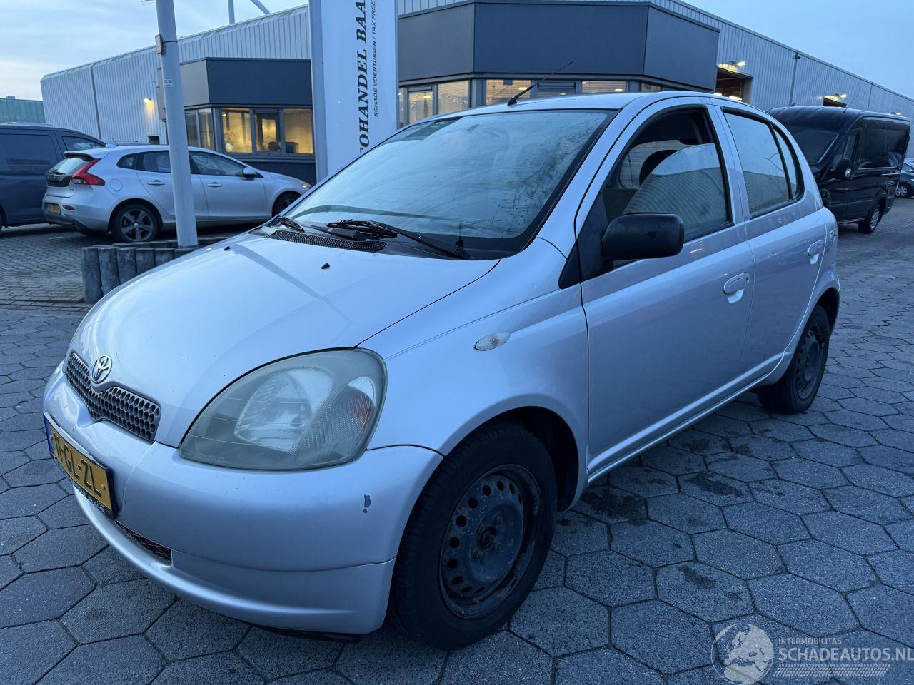 Toyota Yaris 1.3-16V VVT-i Luna