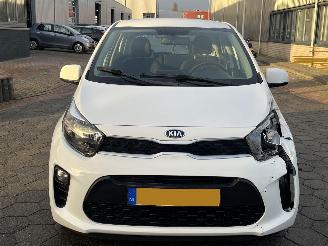 Kia Picanto 1.0 MPi ComfortPlusLine picture 2