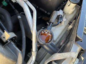 Peugeot 107 1.0-12V XR picture 8