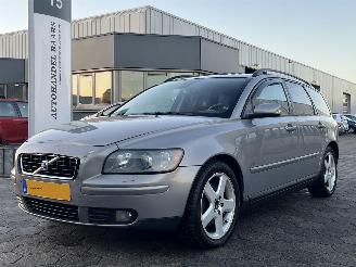 Schadeauto Volvo V-50 2.4i Summum 2004/9