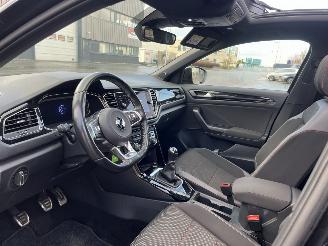 Volkswagen T-Roc 1.5 TSI Sport BEATS PANO picture 8