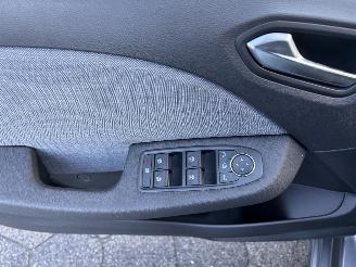 Renault Clio 1.0 TCe 90 GPF techno picture 15