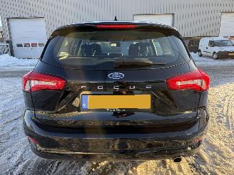 Ford Focus Wagon 1.0 EcoBoost Trend Edition Business picture 5