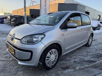 skadebil auto Volkswagen Up! 1.0 move up! BlueMotion 2013/3