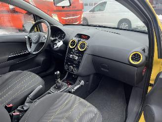 Opel Corsa 1.4-16V Color Edition picture 10