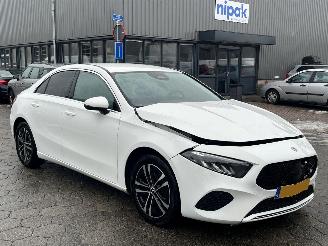 škoda osobní automobily Mercedes A-klasse 180 Star Edition AUTOMAAT 2024/1