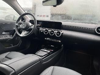 Mercedes A-klasse 180 Star Edition AUTOMAAT picture 2