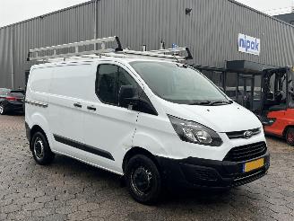 Ford Transit Custom 270 2.0 TDCI L1H2 Ambiente picture 4