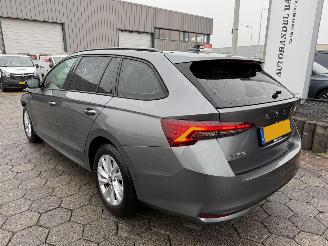 Skoda Octavia Combi 1.5 TSI MHEV Business Edition picture 4