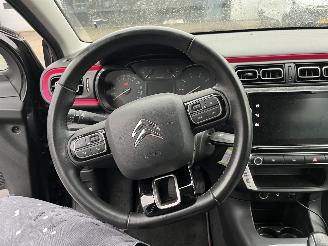 Citroën C3 1.2 PureTech Shine picture 18