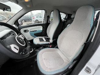 Renault Twingo 1.0 SCe Collection picture 13