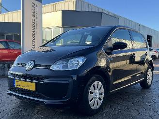 Vaurioauto  passenger cars Volkswagen Up! 1.0 BMT move up! 2019/1